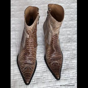 Ankle fashion boots